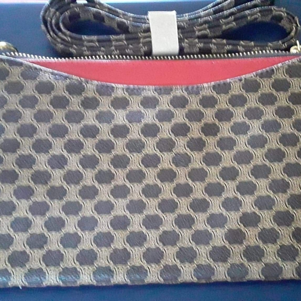 Clutch wristlet or cross body could be 3 in one